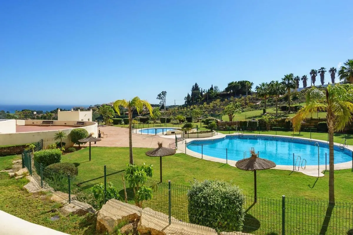 Stylish Apartment With Panoramic Sea View & Large Terrace! Benalmádena 0*,  Espanha
